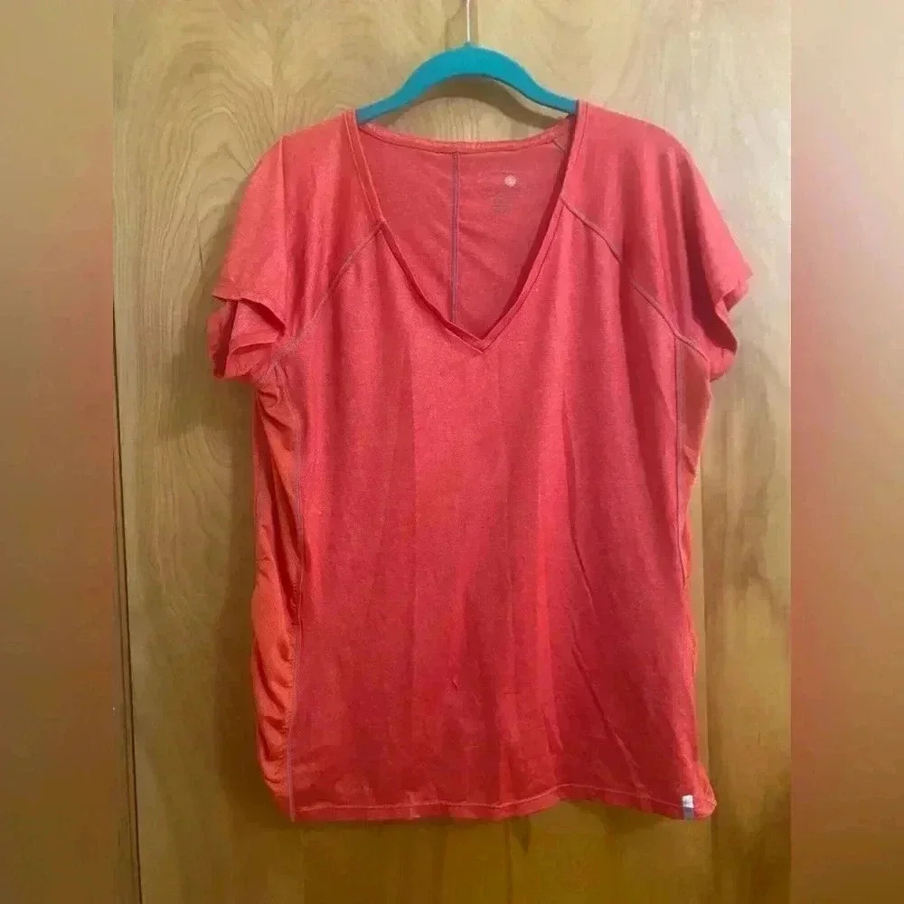 Tangerine Coral Short Sleeve Athletic Tee Size XL EUC